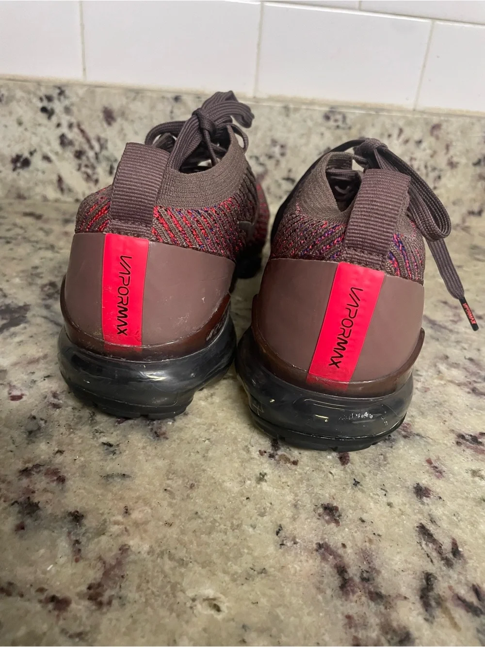 Nike Woman’s VaporMax Flyknit sneaker shoes Maroon Accents plum Eclipse  9.5